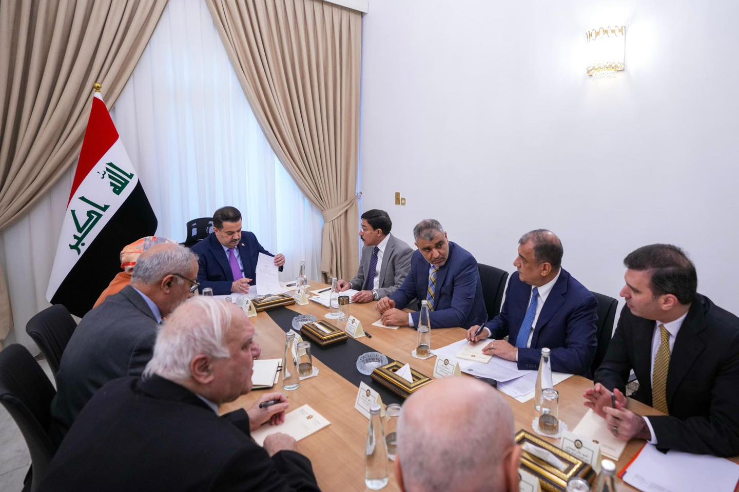 بالفيديو / رئيس مجلس الوزراء السيد محمد شياع السوداني يرأس اجتماعاً لمتابعة عمل المصرف العراقي للتجارة